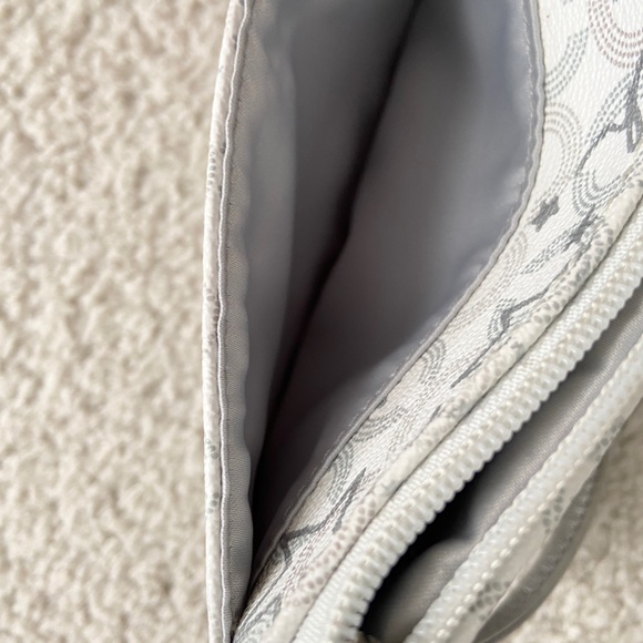 Coach Wrist Wallet - Picture 3 of 4